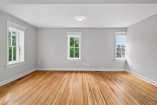 211 N Walnut St, Chaska, MN 55318 - Photo 8