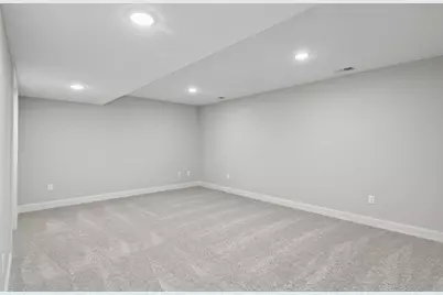 211 N Walnut Street, Chaska, MN 55318 - Photo 30