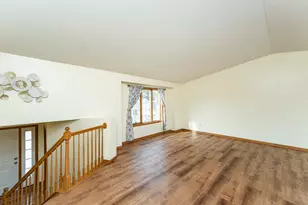 406 7th St NW, Dodge Center, MN 55927 - Photo 6