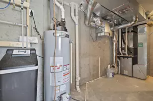 215 N Walnut St, Chaska, MN 55318 - Photo 28