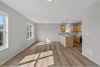 215 N Walnut Street, Chaska, MN 55318 - Photo 10