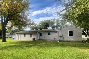 302 Lois Ave S, Herman, MN 56248 - Photo 2