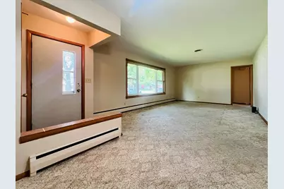 302 Lois Avenue S, Herman, MN 56248 - Photo 4