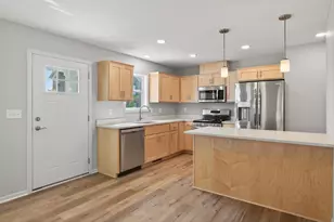 217 N Walnut St, Chaska, MN 55318 - Photo 10