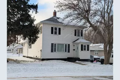 96 7th Street SW, Wells, MN 56097 - Photo 1