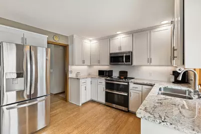 185 Orchard Circle, Long Lake, MN 55356 - Photo 14