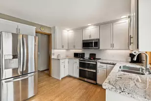 185 Orchard Cir, Long Lake, MN 55356 - Photo 14