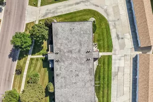 2320 20th Ave S, Fargo,  58103 - Photo 40