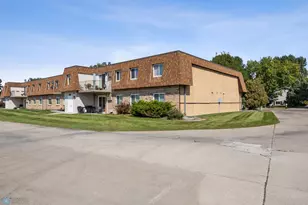 2320 20th Ave S, Fargo,  58103 - Photo 30