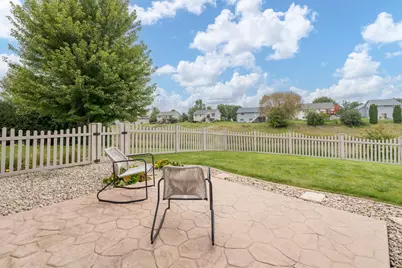 320 Grovebrook Court, Mankato, MN 56001 - Photo 40