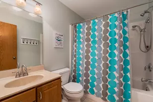 320 Grovebrook Ct, Mankato, MN 56001 - Photo 36