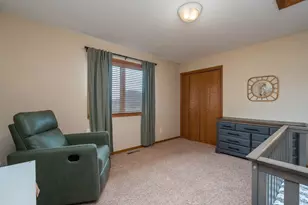 320 Grovebrook Ct, Mankato, MN 56001 - Photo 32