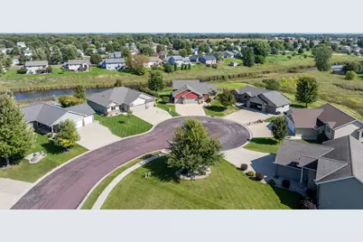 320 Grovebrook Court, Mankato, MN 56001 - Photo 44