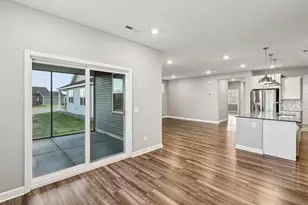 11460 Grassland Wy, Maple Grove, MN 55311 - Photo 6