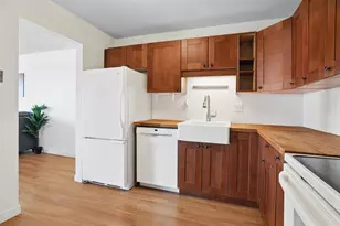 78 10th Street E, Saint Paul, MN 55101 - Photo 4