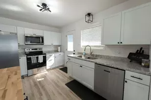 131 Circle Dr, Saint Charles, MN 55972 - Photo 8