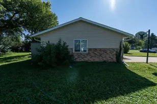 131 Circle Dr, Saint Charles, MN 55972 - Photo 44