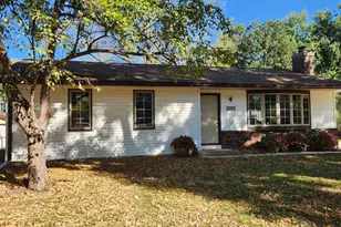 1322 20th St W, Hastings, MN 55033 - Photo 1