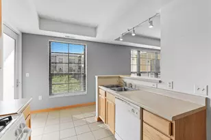 2566 Ellis Ave, Saint Paul, MN 55114 - Photo 12