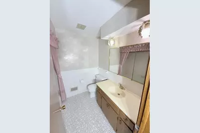 4835 Yorktown Lane N, Plymouth, MN 55442 - Photo 32