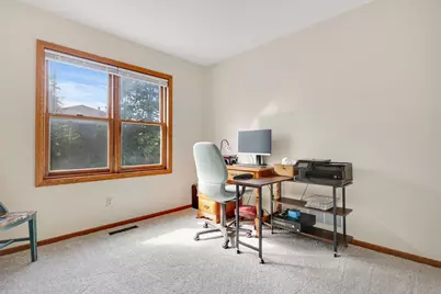 1827 County Rd. E E #18, White Bear Lake, MN 55110 - Photo 16