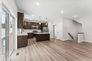 578 Sienna Dr, Watertown, MN 55388 - Photo 2