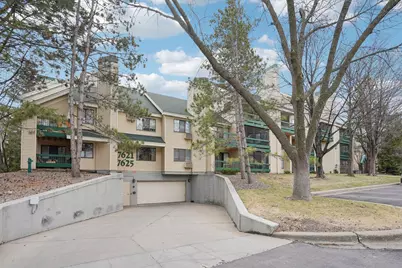 7621 Edinborough Way #2201, Edina, MN 55435 - Photo 24