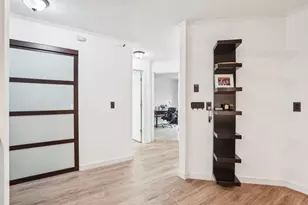 7621 Edinborough Way, Edina, MN 55435 - Photo 14