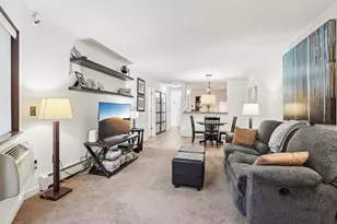 7621 Edinborough Way, Edina, MN 55435 - Photo 10