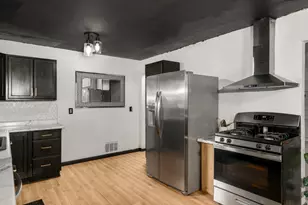 7025 Fremont Ave N, Brooklyn Center, MN 55430 - Photo 12