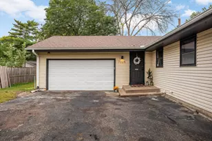 7025 Fremont Ave N, Brooklyn Center, MN 55430 - Photo 4