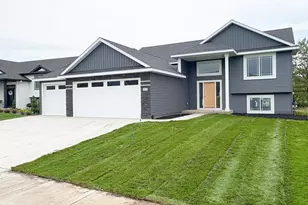 1832 37 Ave SE, Rochester, MN 55904 - Photo 1