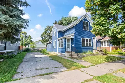 429 Bay Street, Saint Paul, MN 55102 - Photo 1