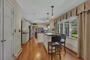 2021 Hillcrest Dr, Saint Cloud, MN 56303 - Photo 12