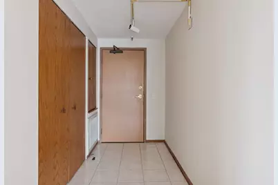 2950 Dean Parkway #1005, Minneapolis, MN 55416 - Photo 6