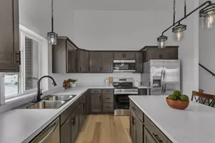 31142 Terra Vis Ln, Rockville, MN 56369 - Photo 4