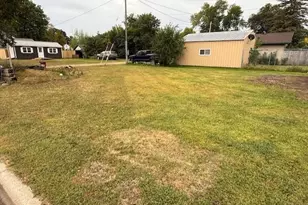 404 5th St S, Wahpeton,  58075 - Photo 20