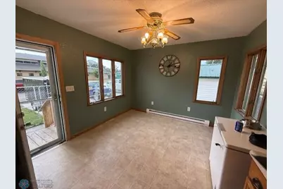 404 5th Street S, Wahpeton,  58075 - Photo 8