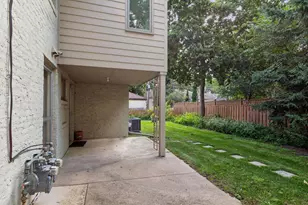 3714 W Bde Maka Ska Pkwy, Minneapolis, MN 55410 - Photo 36