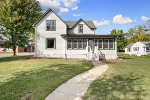 200 Locust St, Lyle, MN 55953 - Photo 1