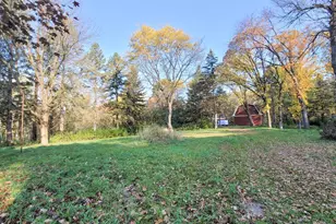 935 Lakewood Hills Rd, Eagan, MN 55123 - Photo 92