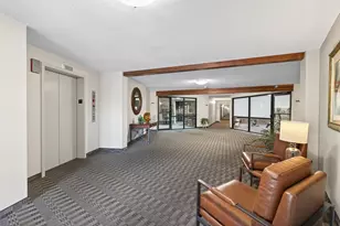 35 Nathan Ln N, Plymouth, MN 55441 - Photo 20