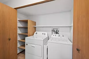 35 Nathan Ln N, Plymouth, MN 55441 - Photo 8