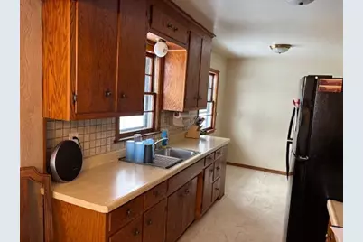 6241 50th Street N, Oakdale, MN 55128 - Photo 2