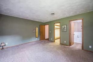 1910 Knollwood Dr, Fairmont, MN 56031 - Photo 16