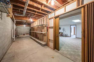 1910 Knollwood Dr, Fairmont, MN 56031 - Photo 32