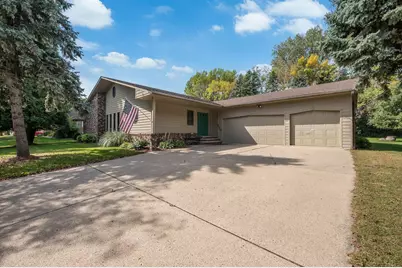 1910 Knollwood Drive, Fairmont, MN 56031 - Photo 40