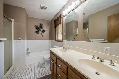 1910 Knollwood Drive, Fairmont, MN 56031 - Photo 18