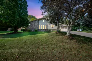 1910 Knollwood Dr, Fairmont, MN 56031 - Photo 38