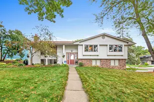 2717 Lamplighter Ln, Crystal, MN 55422 - Photo 1